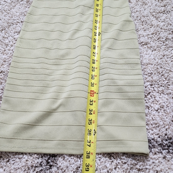 Absolutely Bodycon Sleeveless Dress Size Medium - Picture 7 of 8